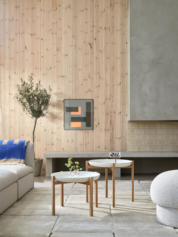 Tablo Bord i hög och låg modell som ett satsbord i vardagsrum