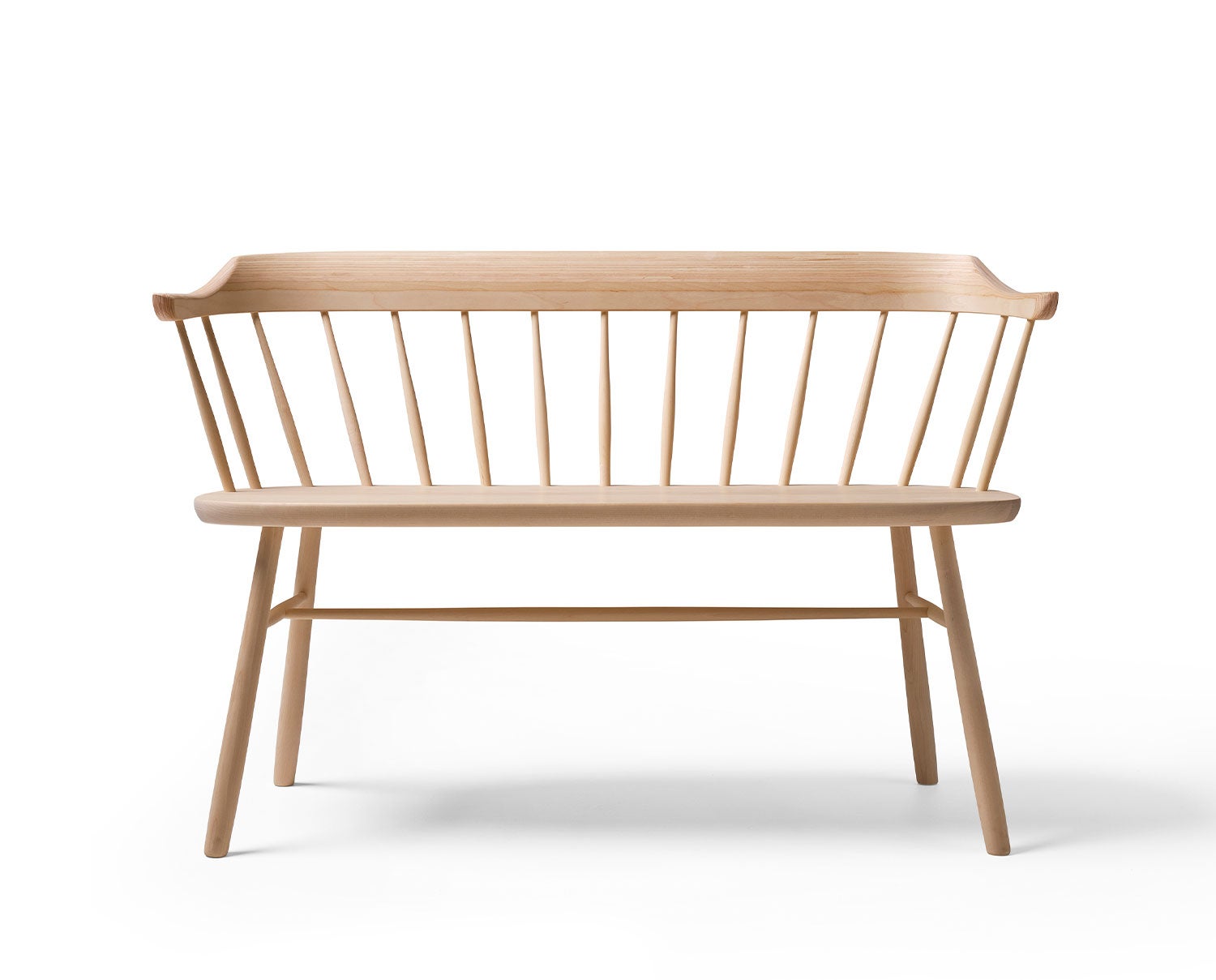 Småland Bistro Soffa i utförandet ljus mattlack