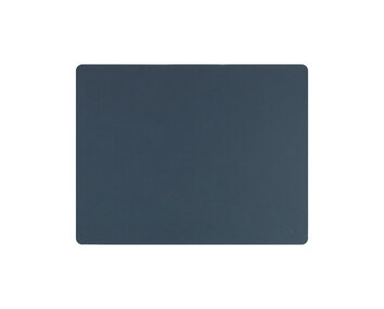Bordstabletten Square. Här visad i Dark Blue.