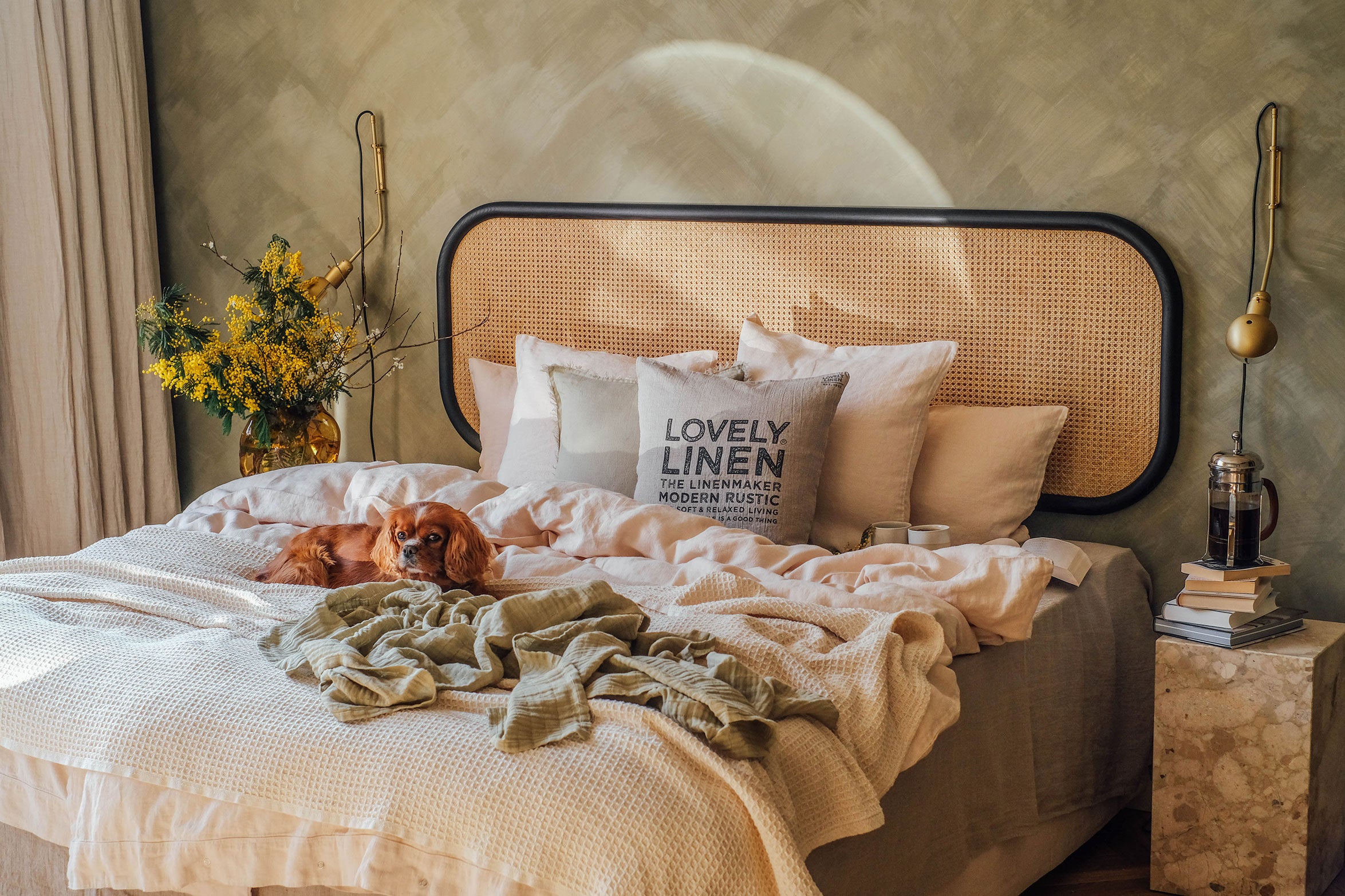 Lovely-Linen-Header-Tibergs-Mobler