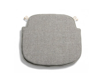 Småland Bistro Dyna i tyget Gabriel Nobel i färgen Grå/Brun