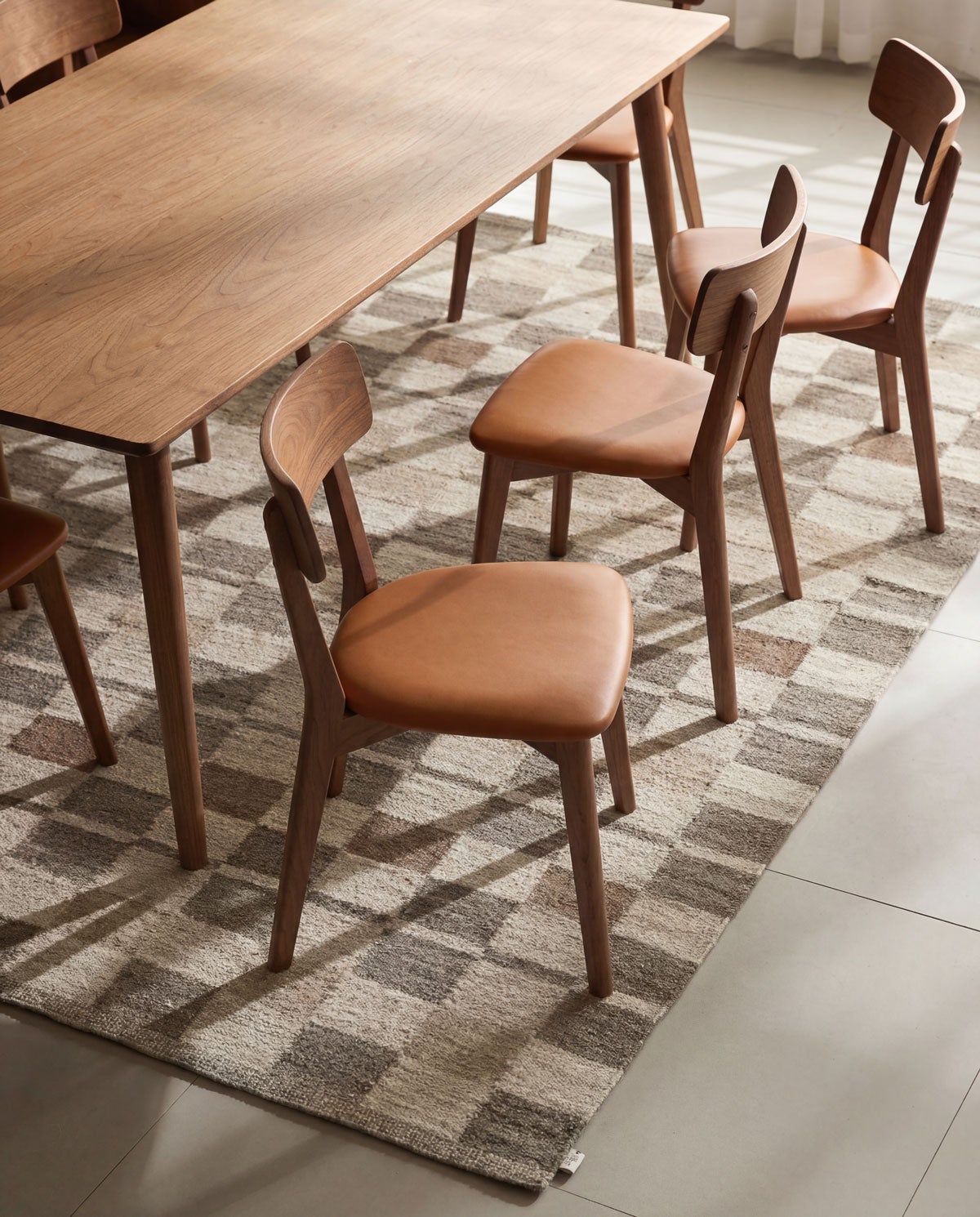 Classic-Collection-Rutvig-Rug-Brown-Lifestyle