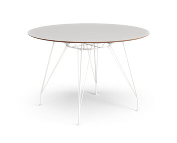 Desirée, med diameter 110 centimeter.