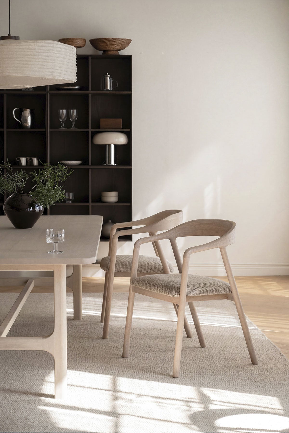 Rowico-Home-Dillon-Arm-Chair-White-Pigmented-Oak-Lifestyle-2