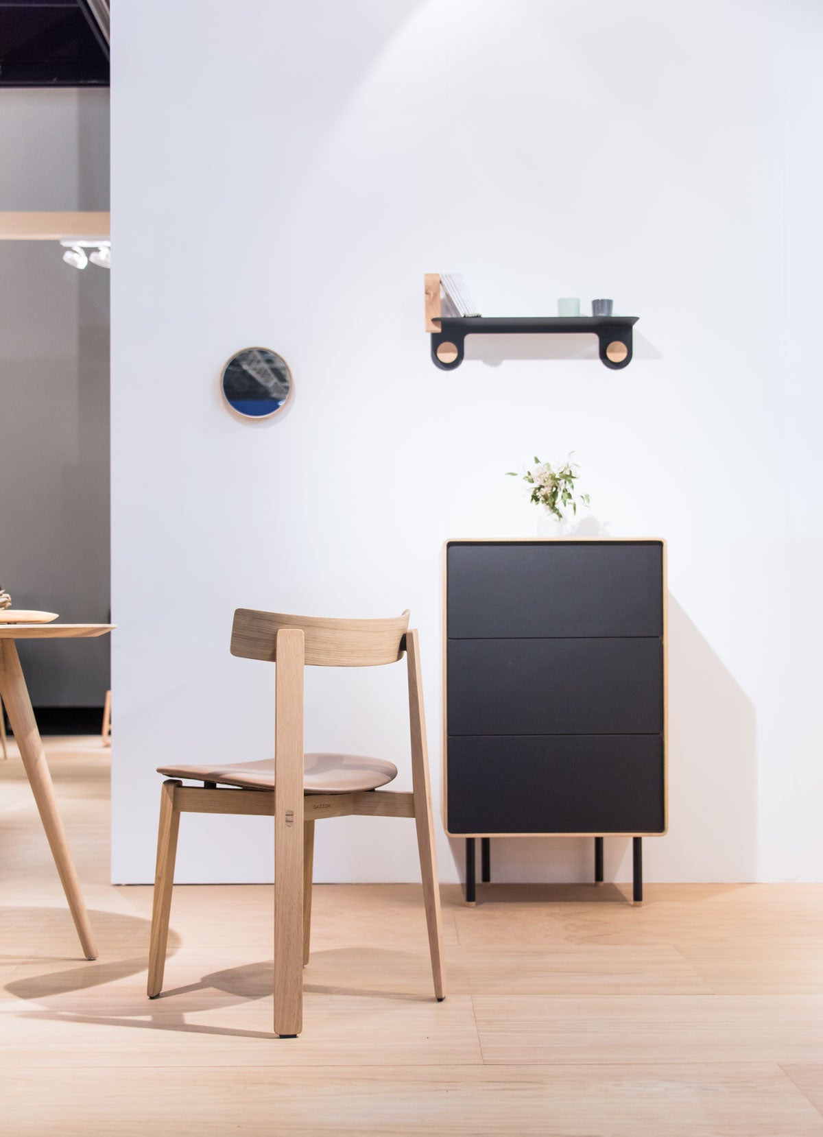 Gazzda-Nora-Stol-Miljo-2