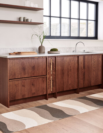 Urvi Gångmatta i färgen Earth i kök