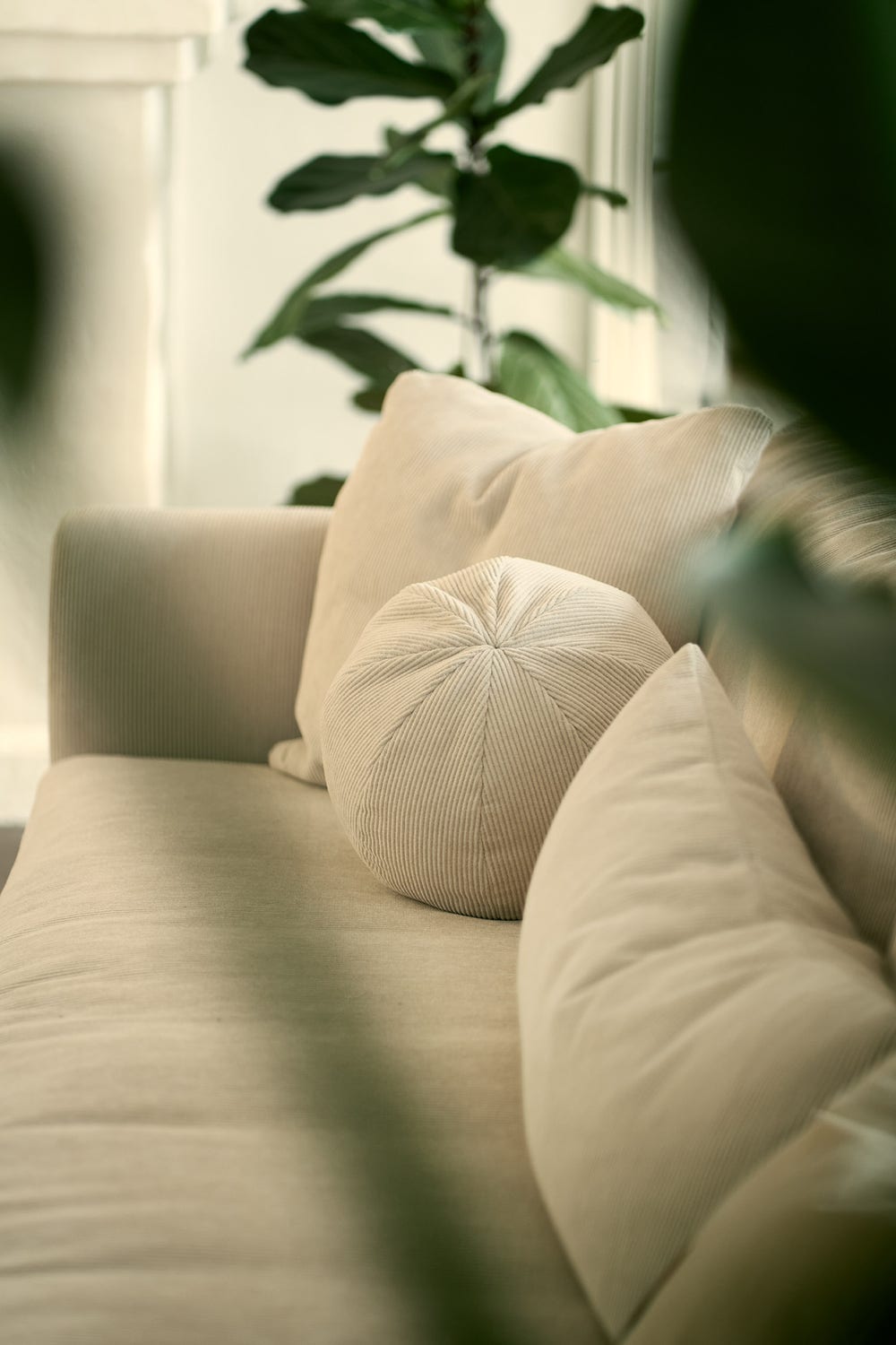 LILL_interior_4seater_moss_6_natural_6.jpg LILL_interior_4seater_moss_6_natural_6