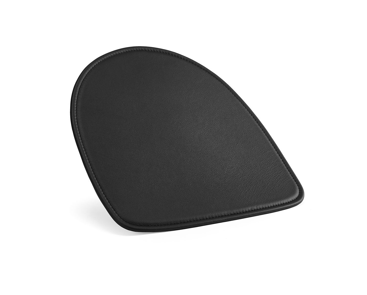 Svart läderdyna till Lilla Åland och Miss Holly