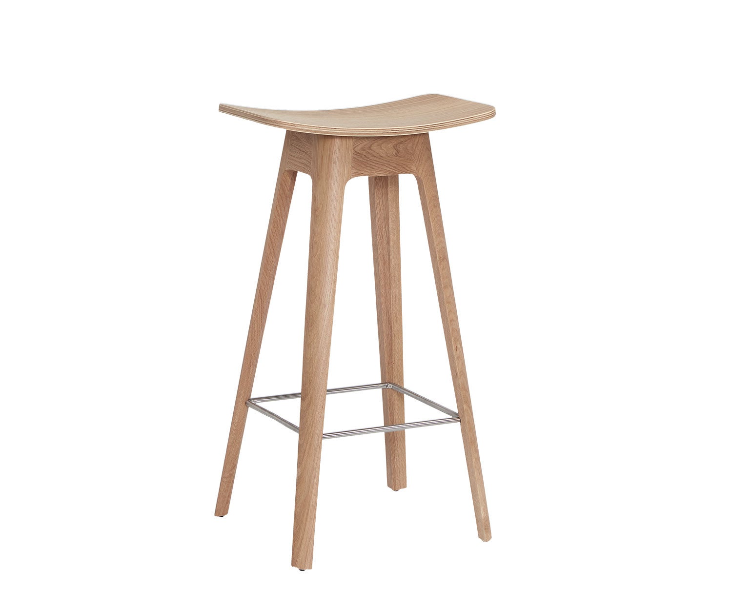 HC1 barpall H67 i mattlackad ek från Andersen Furniture