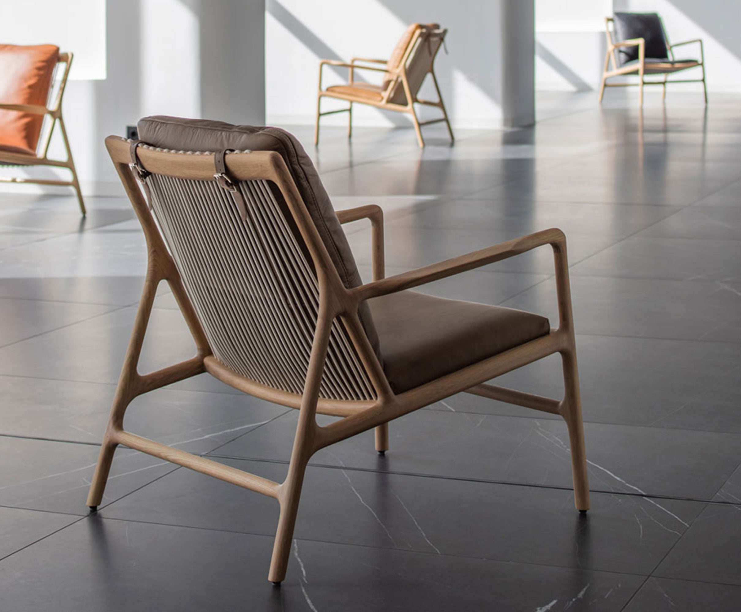 Dedo-Easy-Chair-Dakar-Leather-Stone-Miljo-gazzda