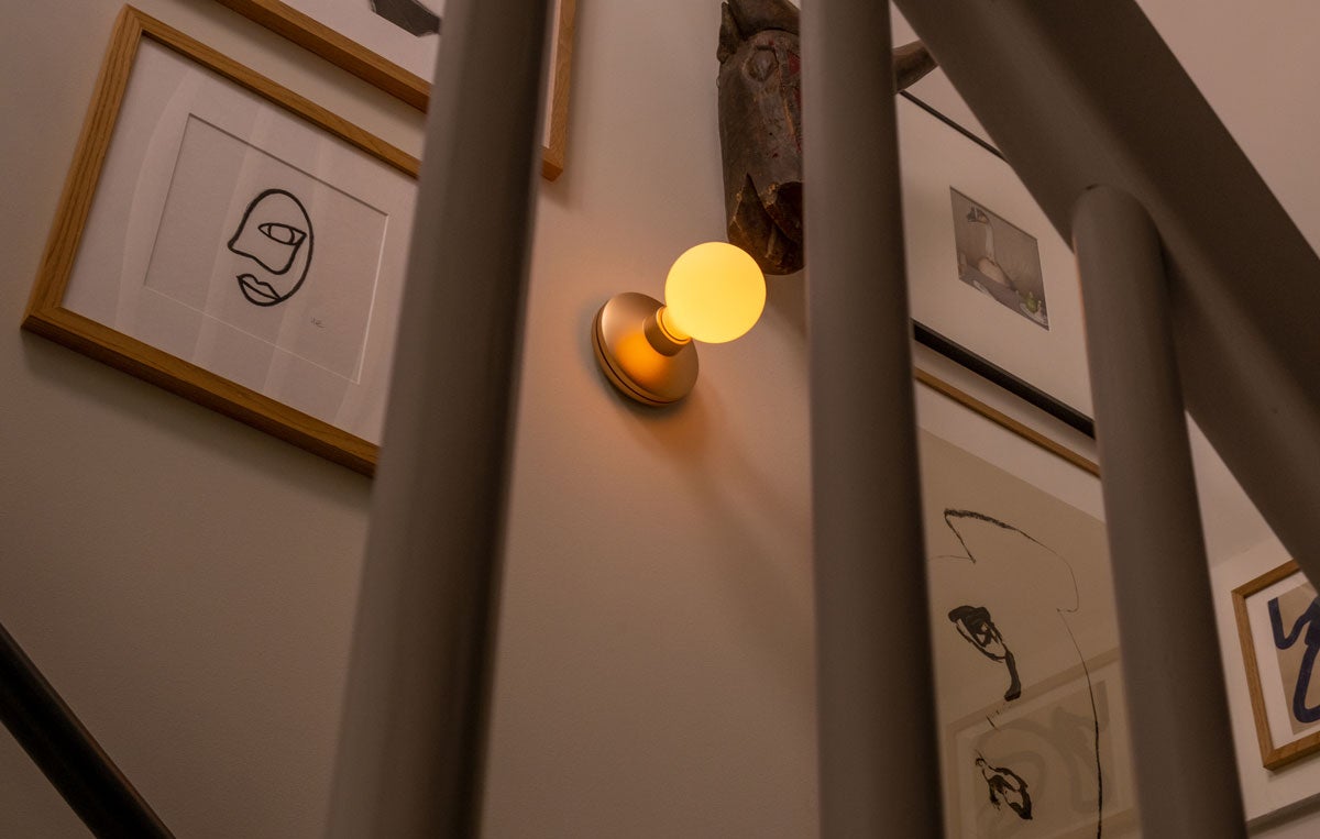 Humble-Bee-Gold-Frosted-Miljo-1