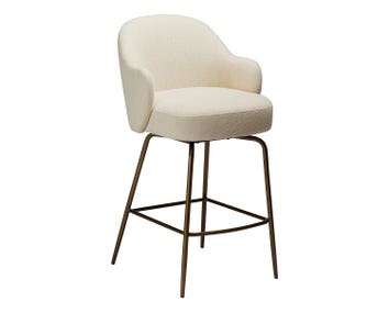 Bae barstol i Simply Beige Bouclé snett framifrån