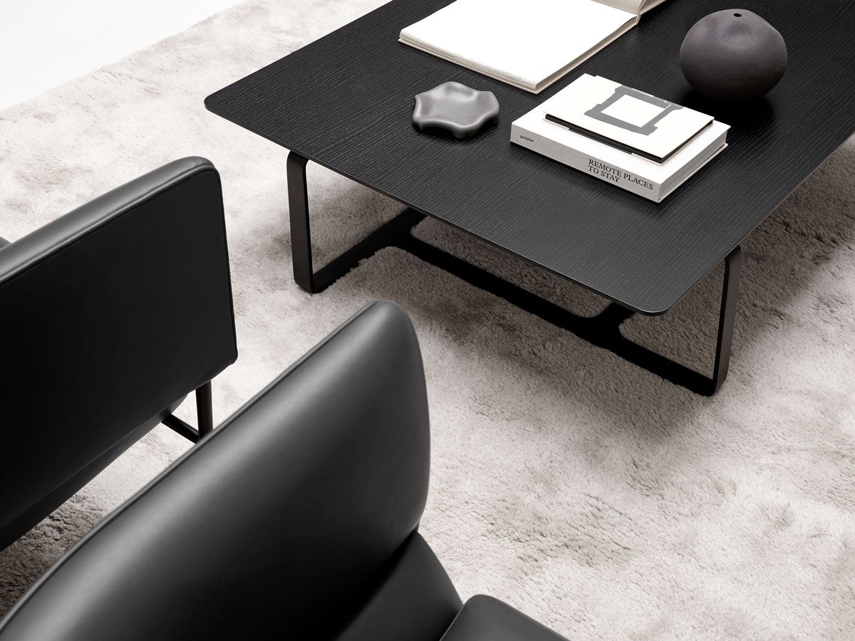 Root Soffbord med dekorativa detaljer i vackra arrangemang