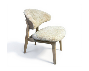 Kristensen & Kristensen Ram Shell Lounge Chair i vitoljad massiv ask och fårskinn Mohawi