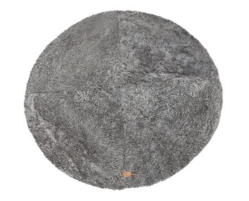 Ebba rund matta 120 cm i färg grågrafit från Shepherd