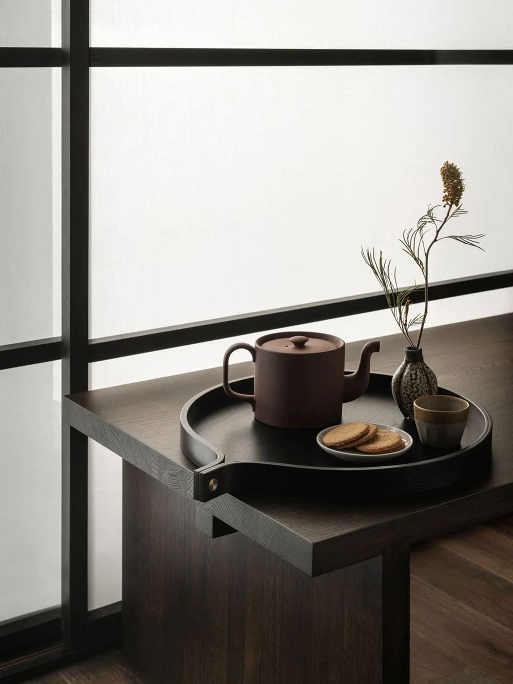 Comma-Bricka-Svartbetsad-Ask-Miljo-swedese-.jpg Comma-Bricka-Svartbetsad-Ask-Miljo-swedese-