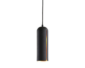 133002_GAP-pendant-black_exposed