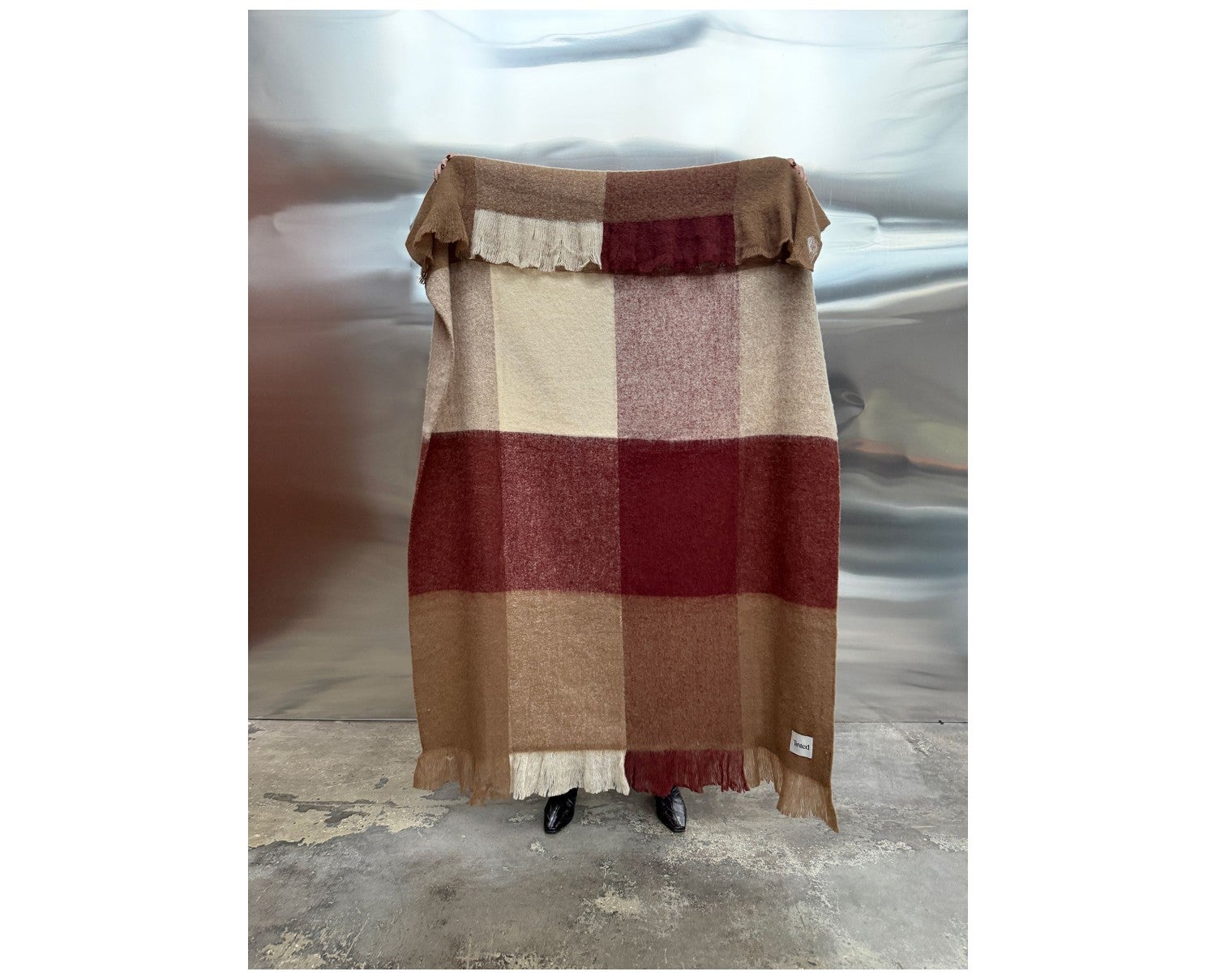 Tunell Wool Blanket Multi från Tinted Objects.