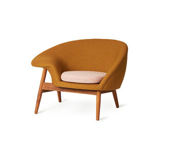 friedegg-loungechair-teak-darkorchre-palerose-01-warm-nordic