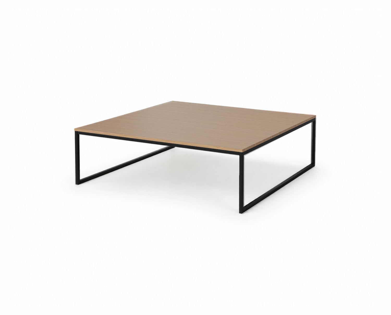 Bolia-Como-Oljad-ek-svartlackerat-stal-03-061-15_00005-2-p