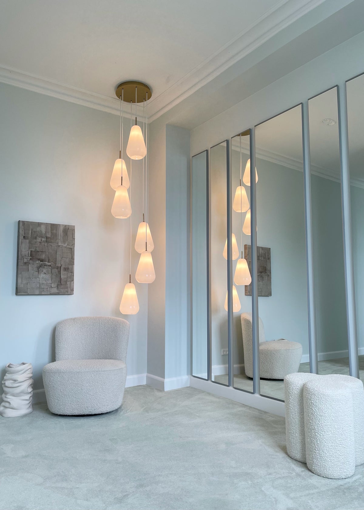 Nuura-Anoli-6-Chandelier-Nordic-Gold-Opal-Lifestyle
