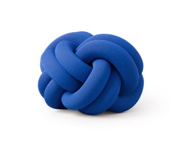 Knot-Cushion-KleinBlue-2351-1800-DesignHouseStockholm