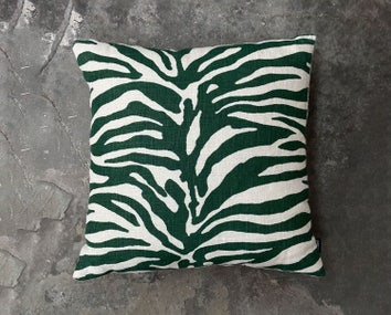Karlberg_Cushion