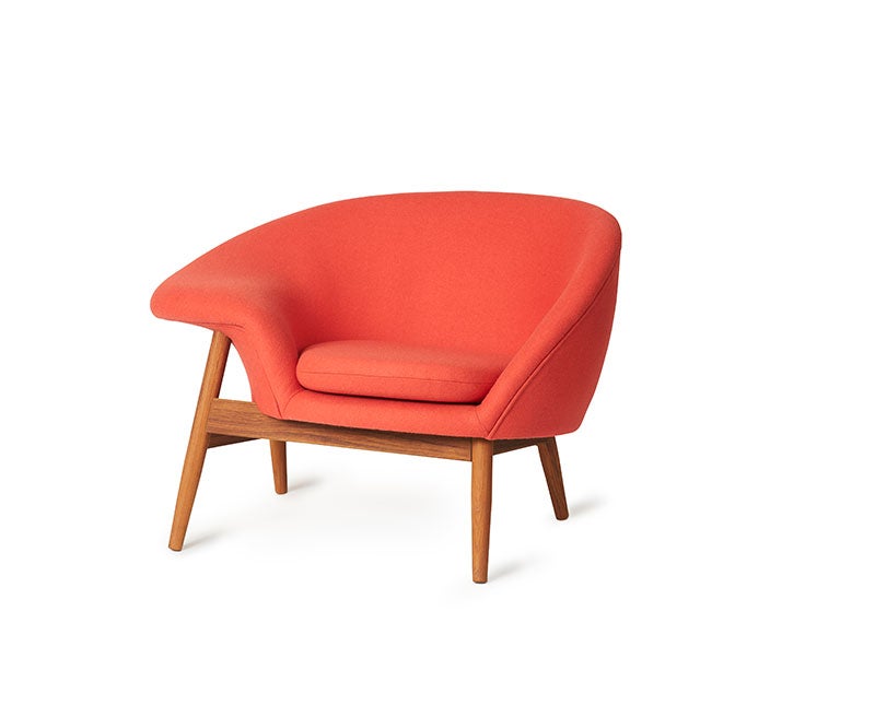 friedegg-loungechair-teak-appelred-02-warm-nordic