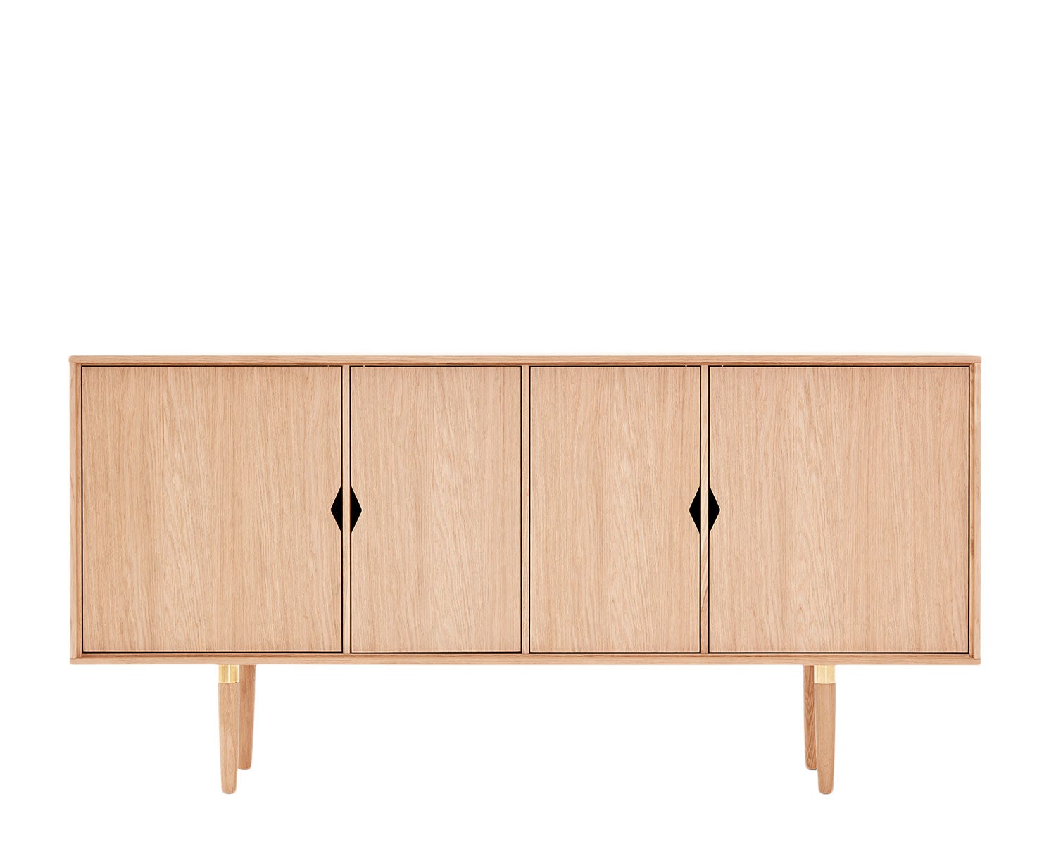 Unique sideboard i vitpigmenterad mattlackad ek från Andersen Furniture