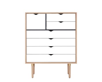 S8 byrå i såpad ek/ alpino laminat från Andersen Furniture