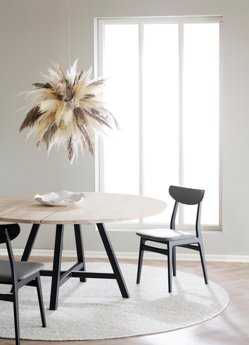 Rodham stol runt Carradel matbord