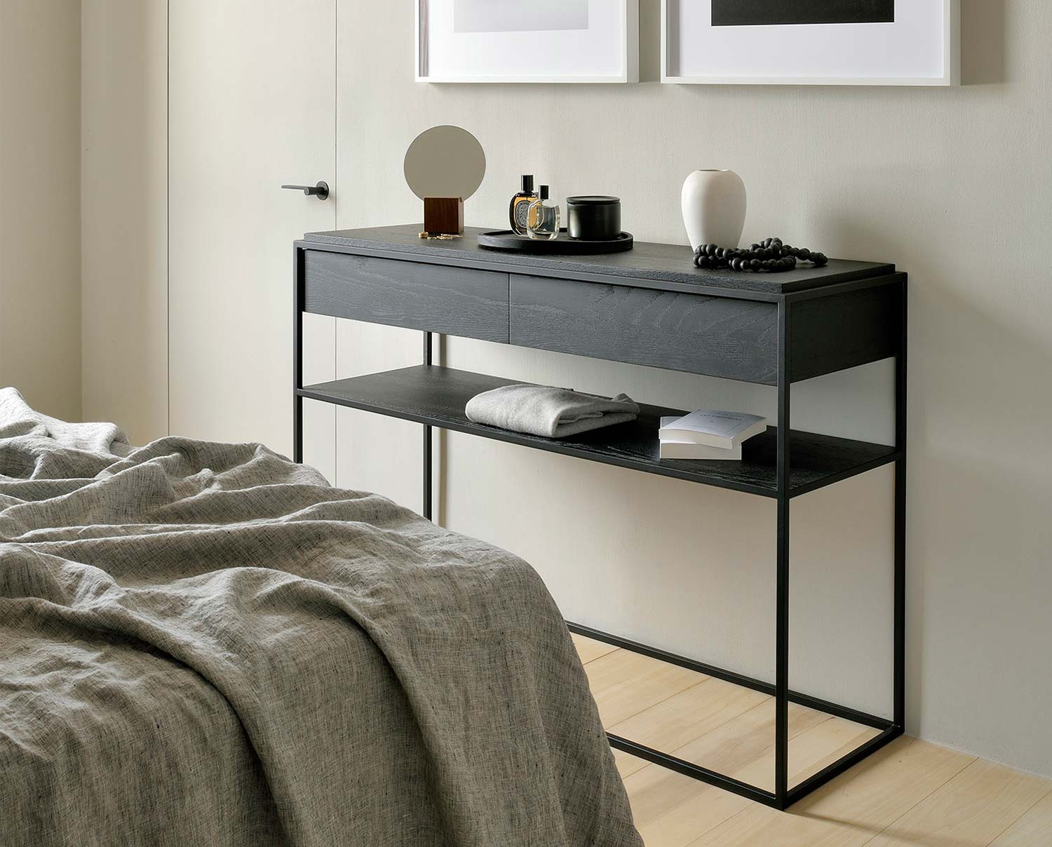 konsolbord-monolith-26873-2-Ethnicraft