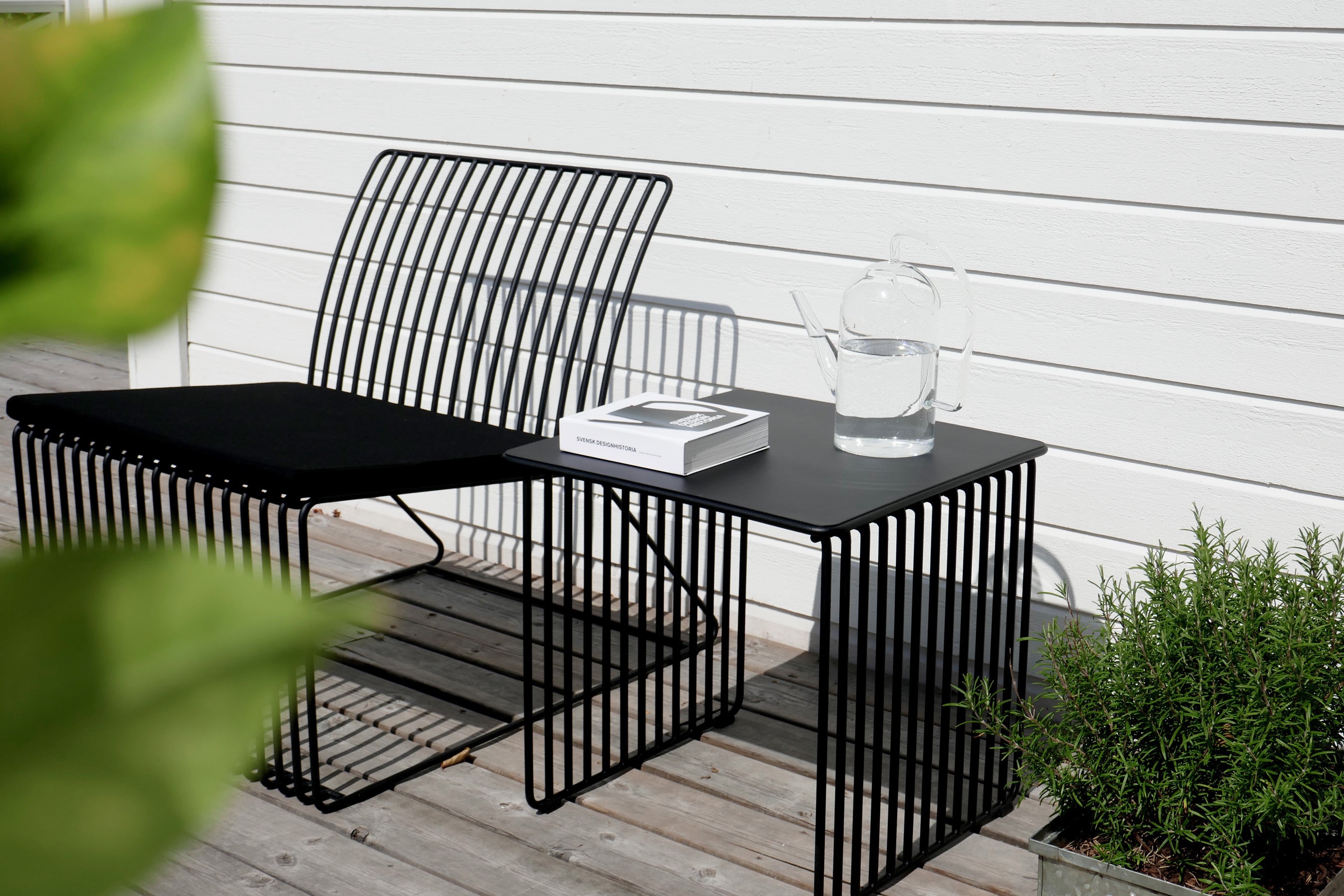 BARR Kvadratbord med Pall Svart