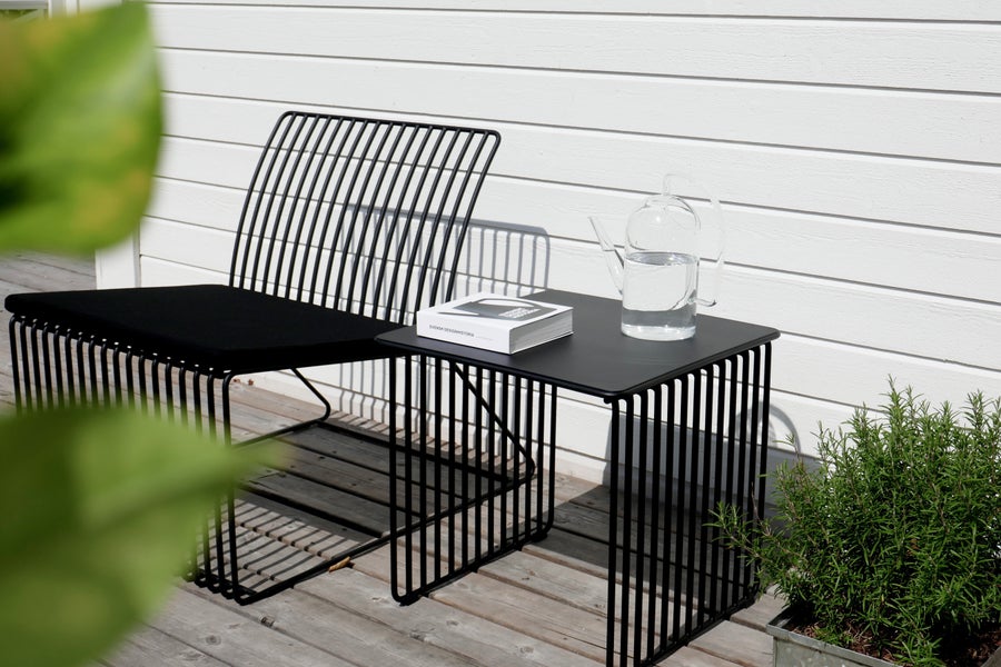 BARR-Kvadratbord-Pall-Svart.jpg BARR Kvadratbord med Pall Svart