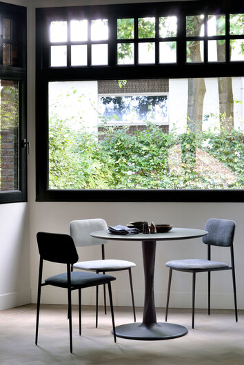 Torsion-Matbord-D70-Svart-Ek-Miljo