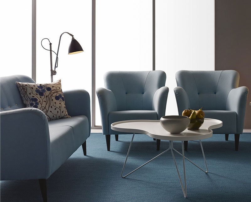 Flower Bord med Nova Soffa och Nova Fåtölj