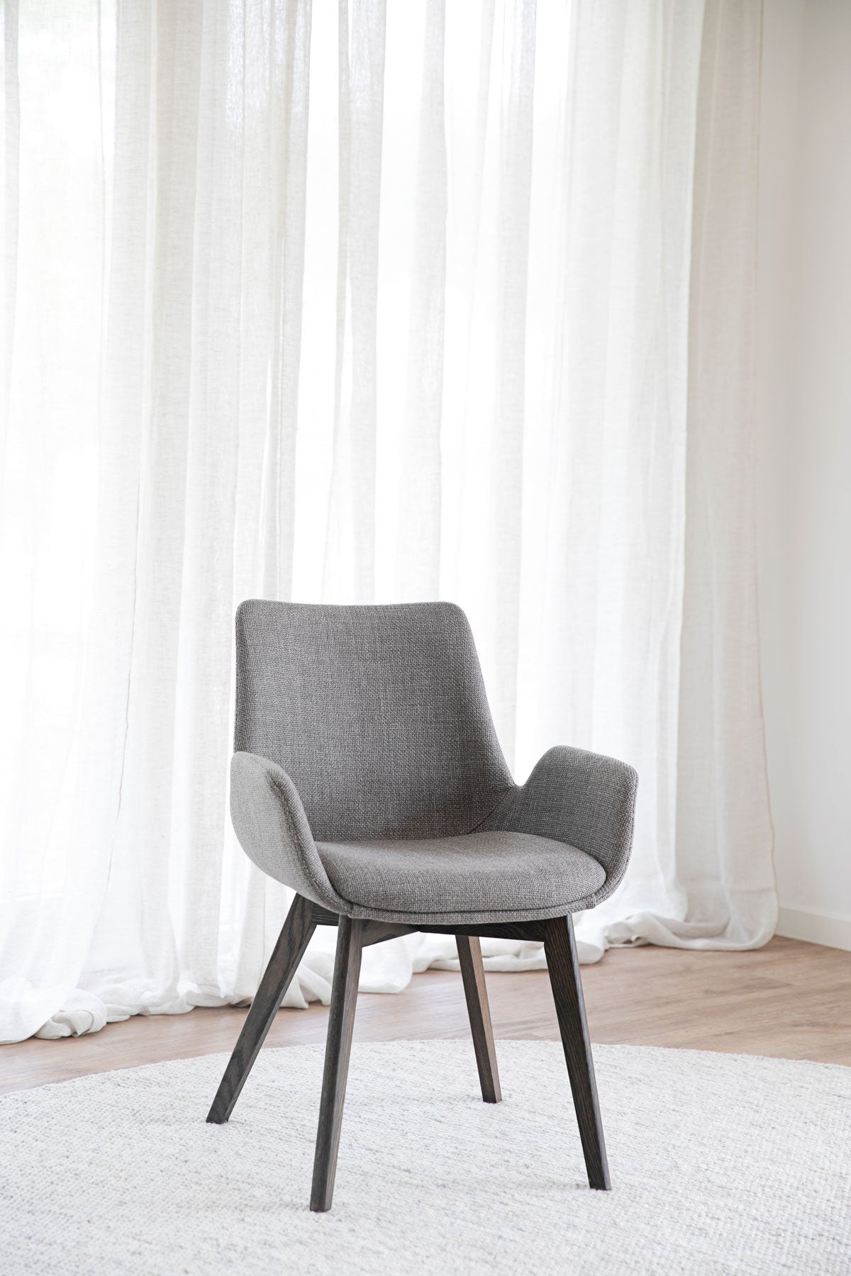 Drimsdale-Karmstol-Gra-Brun-Ek-Miljo