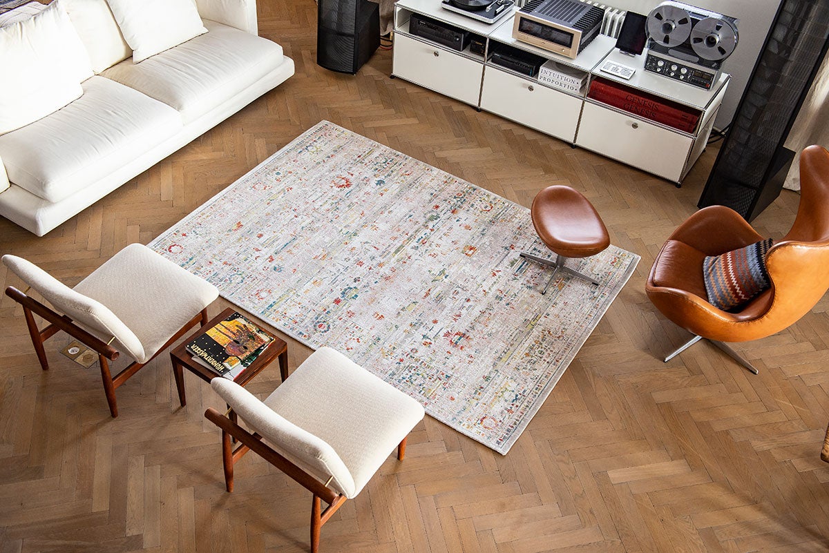 Louis-De-Poortere-Ushak-Rug-Turkish-Delight-Lifestyle