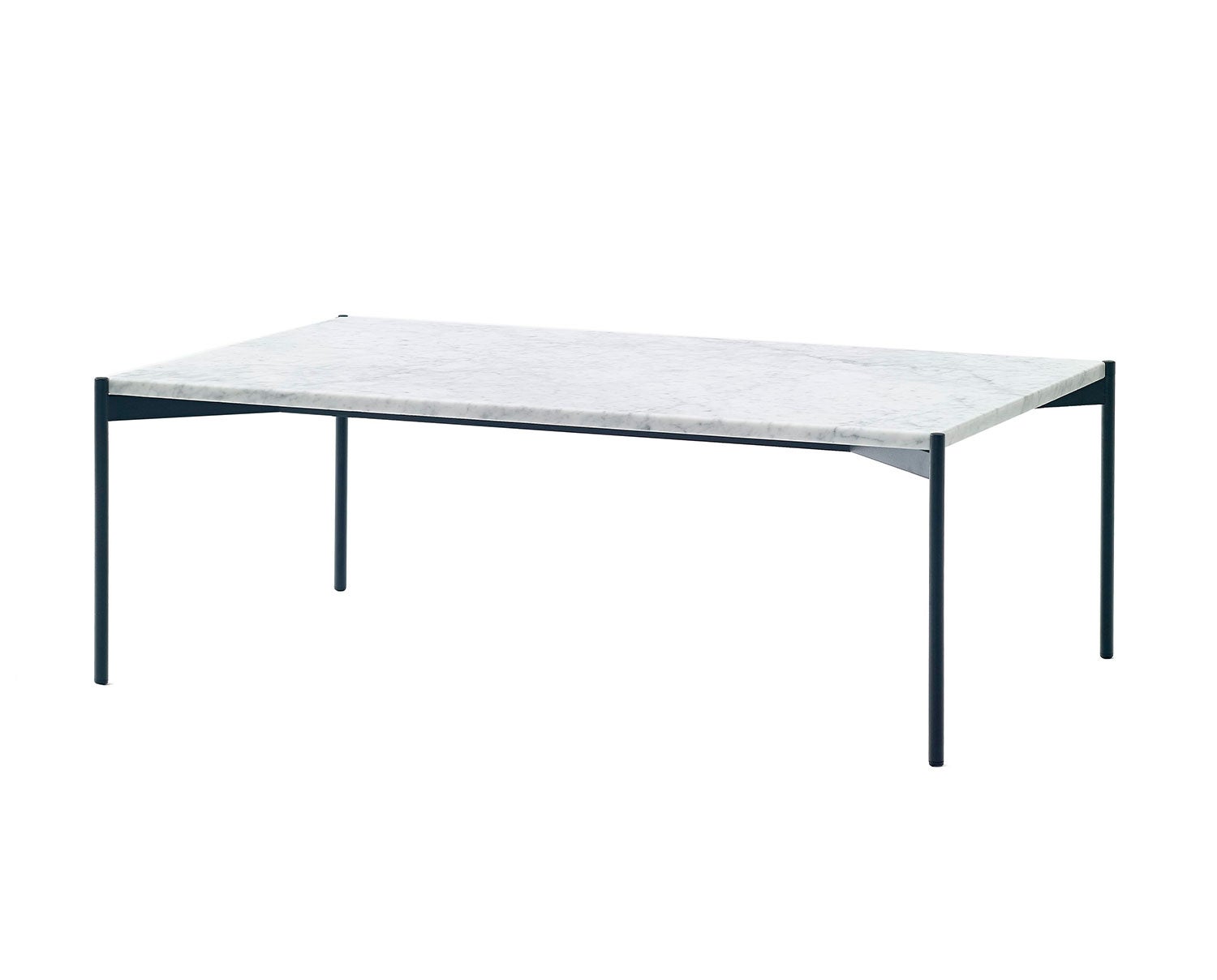 Soffbordet Plateau, med marmorskiva i White Carrara. Bilden visar storleken 60x100 centimeter. 