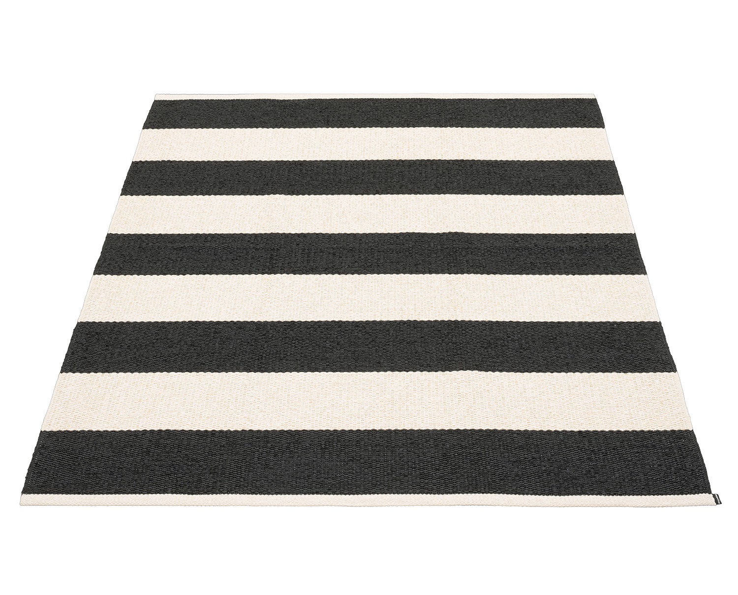 Bob Matta Black / Vanilla Pappelina