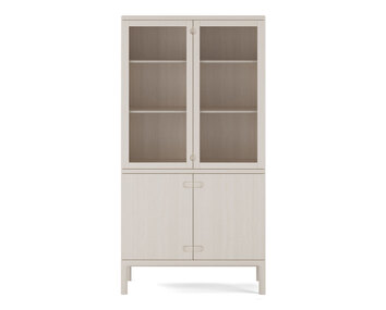 Prio Vitrinskåp i massiv björk i vitolja