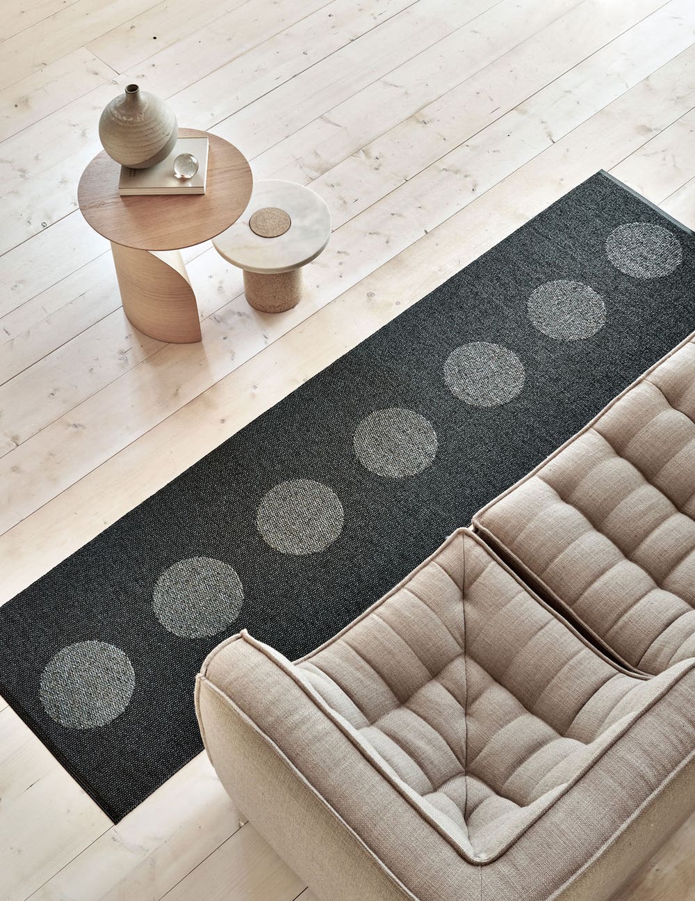 Pappelina-Vera2.0-Black-Miljobild-1.jpg Pappelina-Vera2.0-Black-Miljobild-1