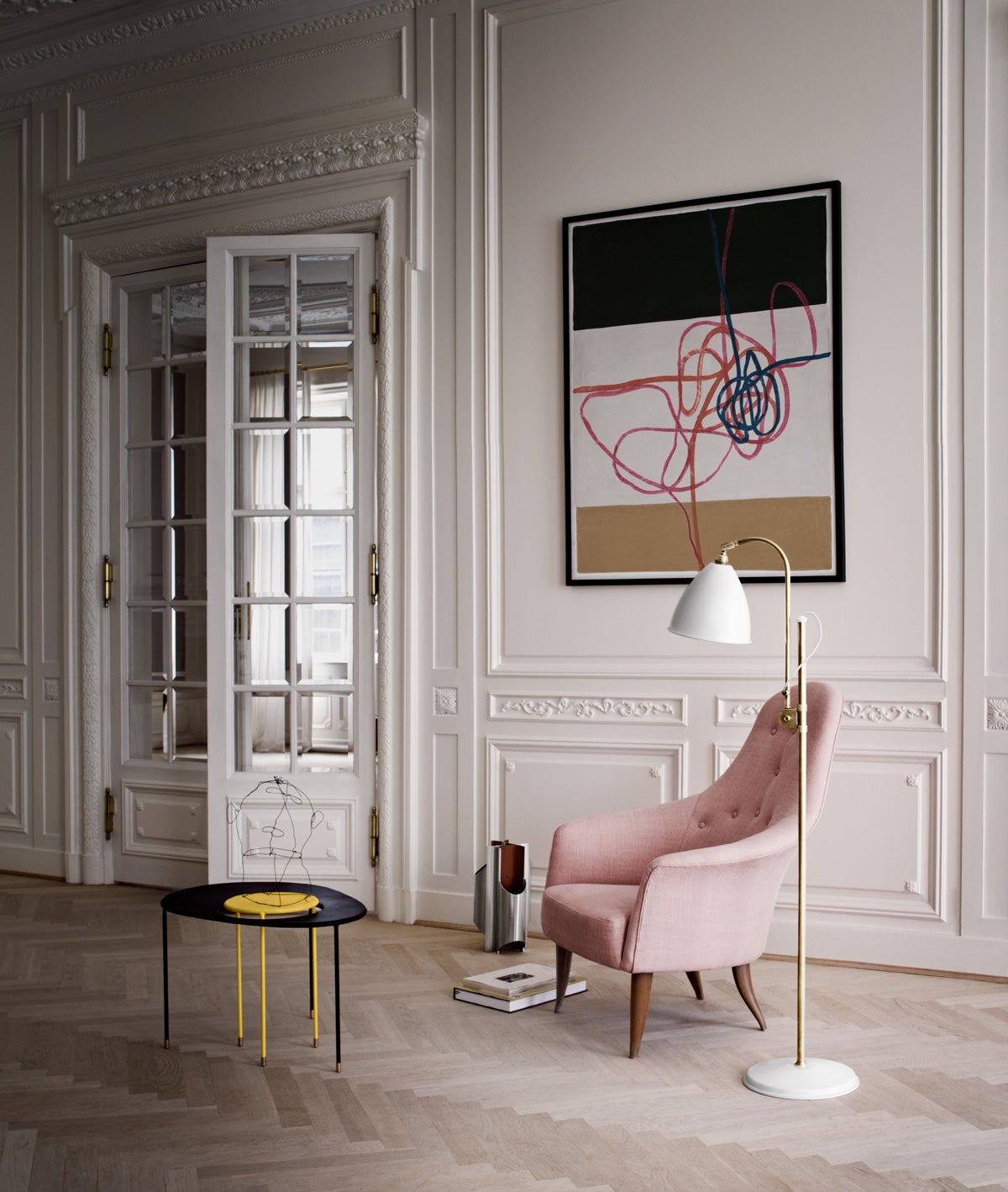 BL3FloorLamp_AdamLoungeChair_KangourouSideTable