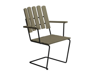 A2 Fåtölj i ljusgrön lackad ek med svart stativ