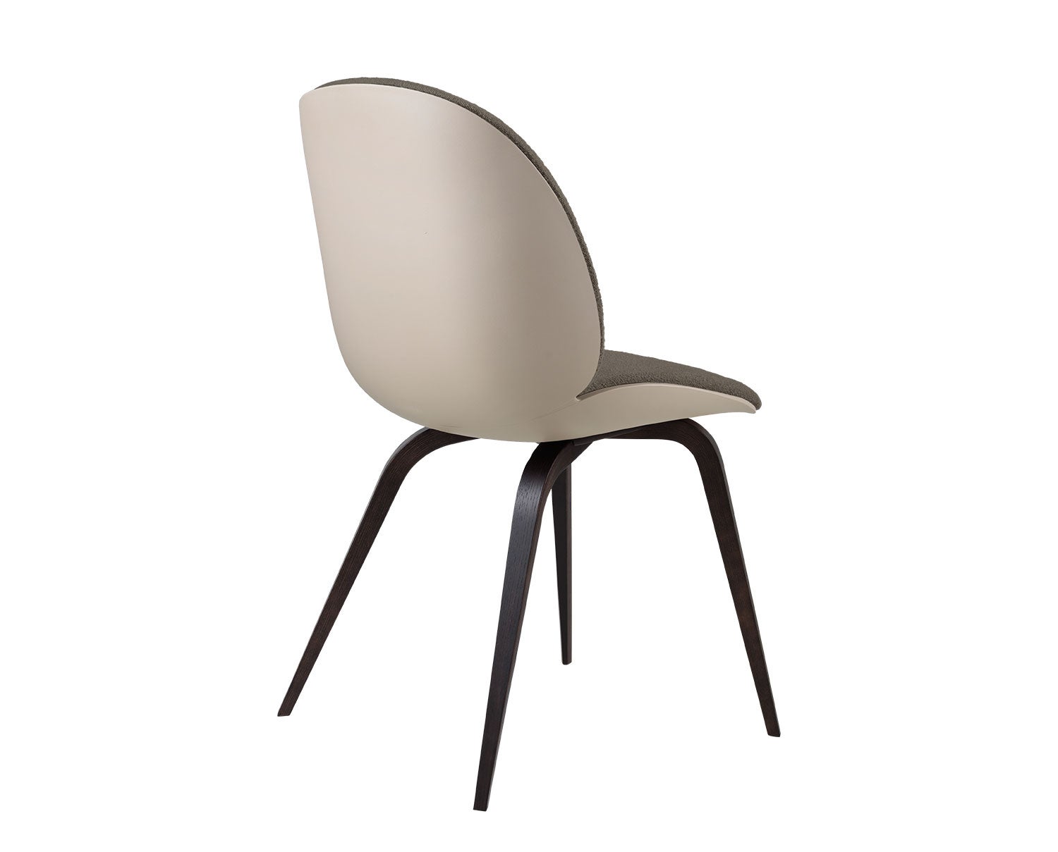 Beetle stol med träben, klädd framsida i plast New Beige med framsida i tyg Light Bouclé