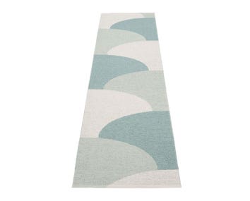 Framsida på Hill Gångmatta Haze/Sage 70x270