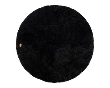 Ebba rund matta 120 cm i färg svart från Shepherd