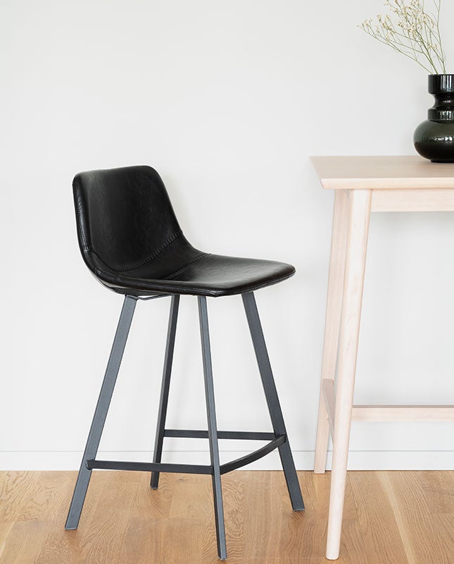 Alpha-barstol-_svart-miljo