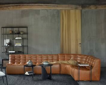 N701 Soffa Runt Hörn i Läder Old Saddle som en del av hörnsoffa i vardagsrum