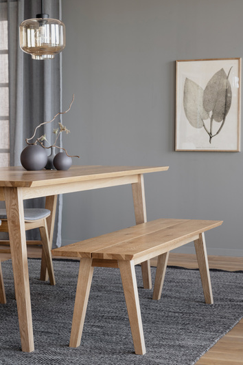 Matcha Melfort Sittbänk med Melford matbord. 